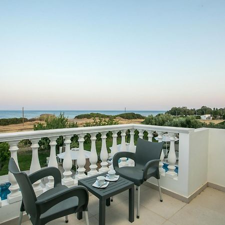 Rita Mare Seafront Villas Heated Pools Геннади Экстерьер фото