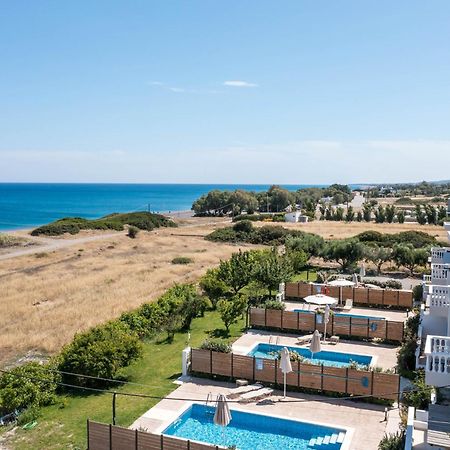 Rita Mare Seafront Villas Heated Pools Геннади Экстерьер фото