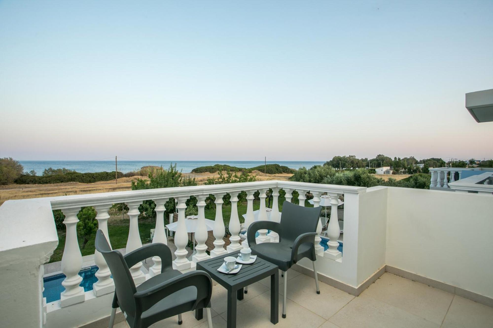 Rita Mare Seafront Villas Heated Pools Геннади Экстерьер фото