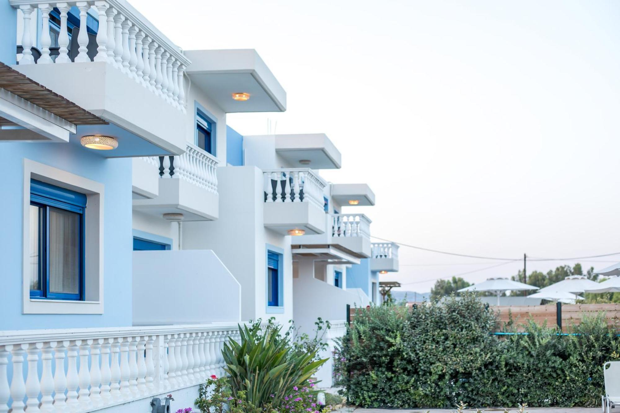 Rita Mare Seafront Villas Heated Pools Геннади Экстерьер фото