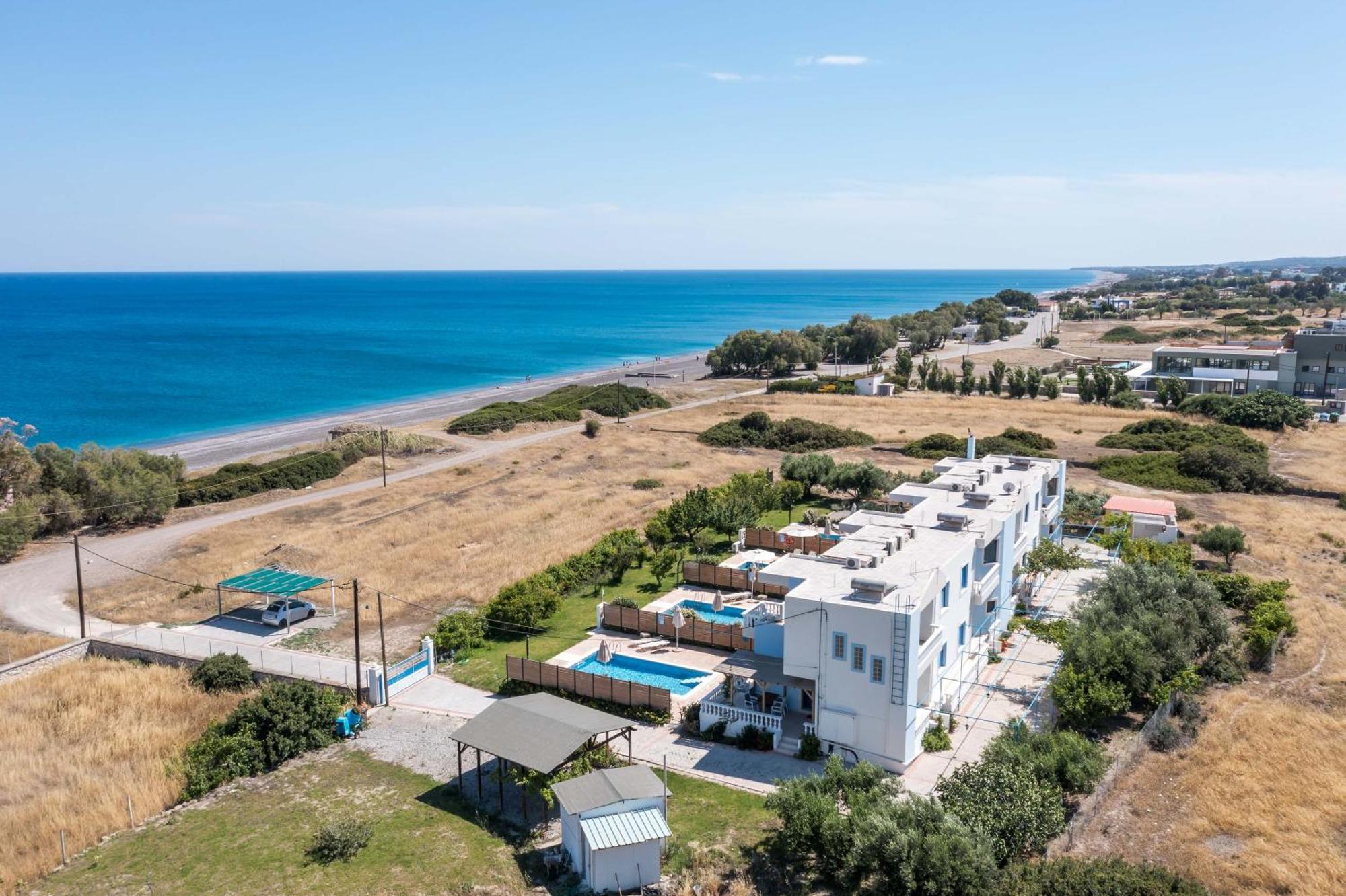 Rita Mare Seafront Villas Heated Pools Геннади Экстерьер фото