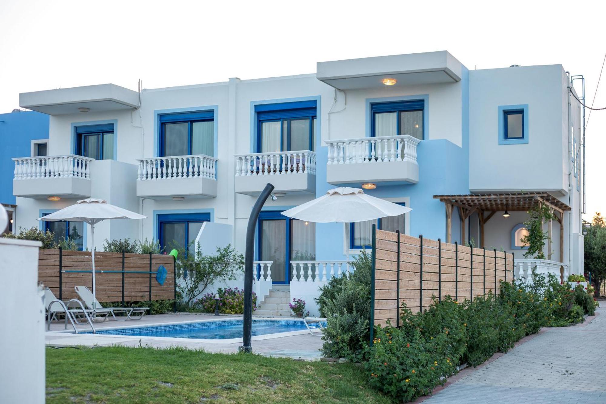Rita Mare Seafront Villas Heated Pools Геннади Экстерьер фото