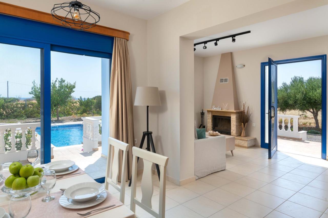 Rita Mare Seafront Villas Heated Pools Геннади Экстерьер фото